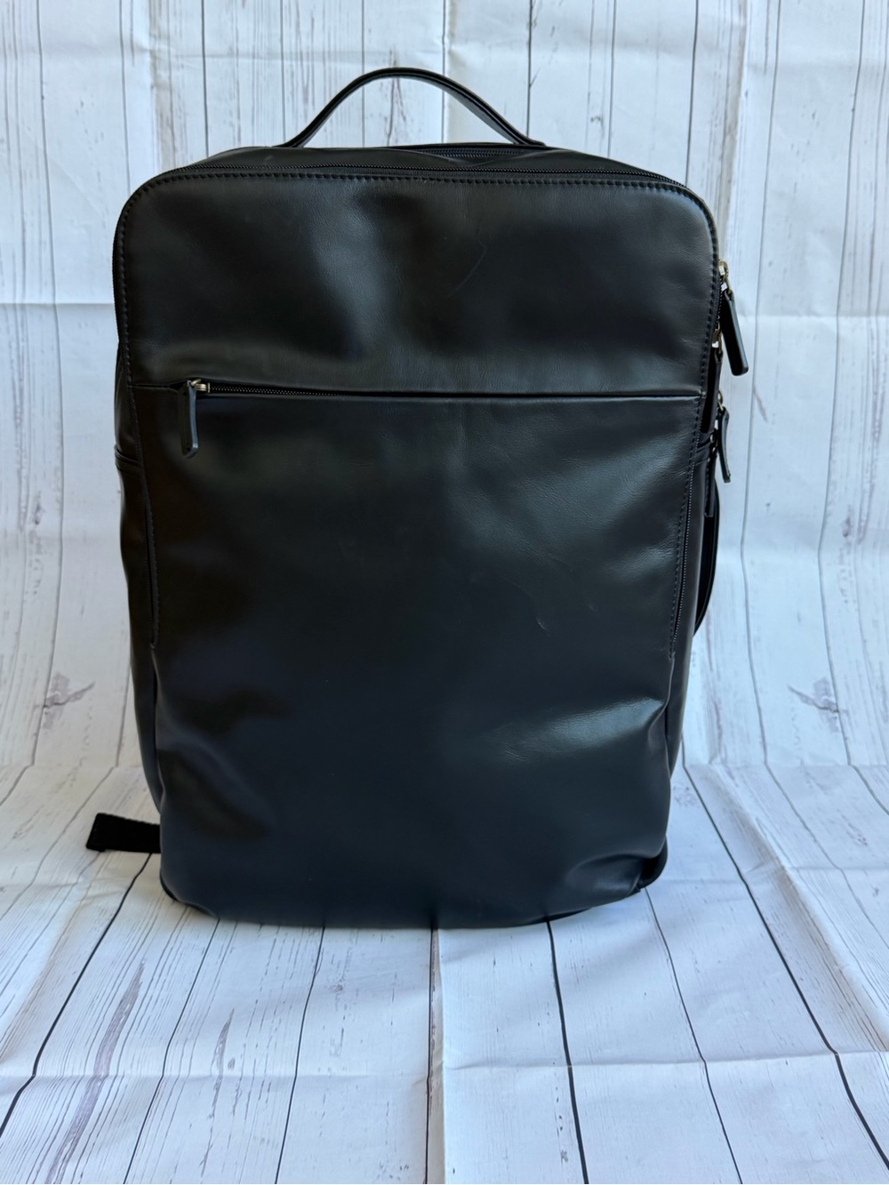 Used — Andar The Manhattan – Jet Black